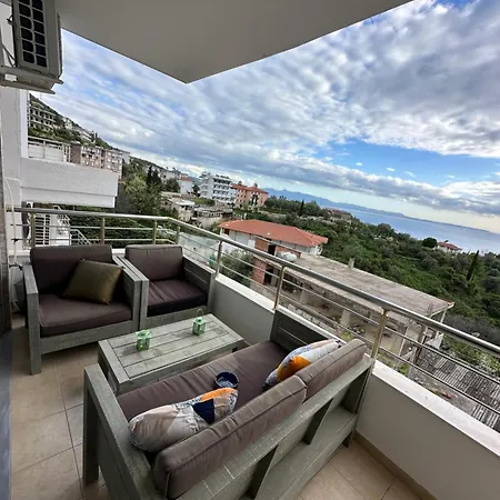 Selami Sea View شقة Lukovë