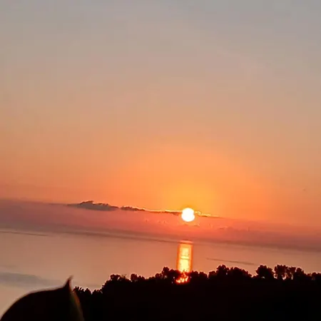 Selami Sea View شقة Lukovë