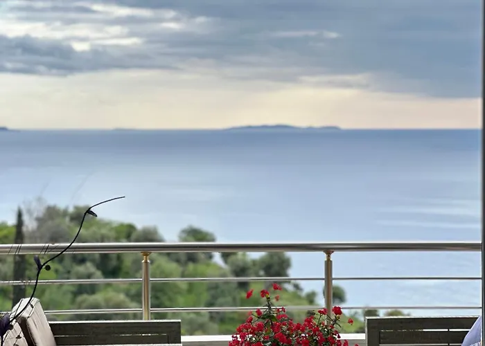 Selami Sea View 아파트 Lukovë