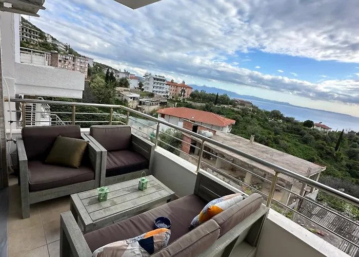 Selami Sea View Appartement Lukovë