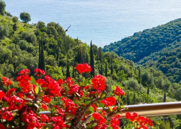 Apartment Selami Sea View Lukove